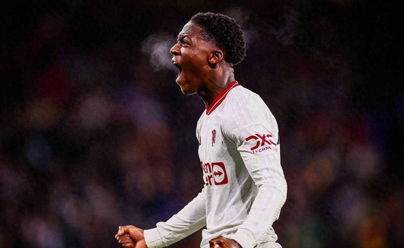 罗马诺:尤文没有与曼联谈过梅努,那不勒斯打过几通电话进行咨询