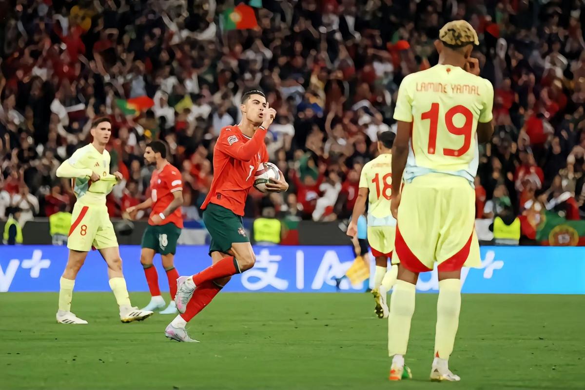 还会交手很多年😏门德斯两度对位亚马尔拿MVP 23岁身价7000万欧