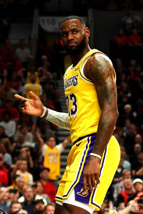 铁林:詹姆斯要是再继续打 人们肯定会怀疑他用了类固醇&要求药检