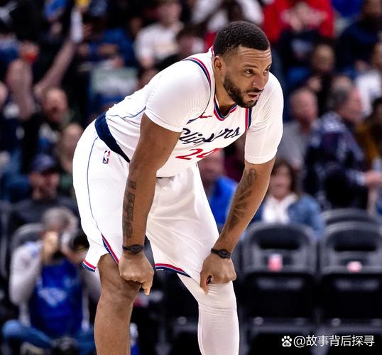 撇清关系！鲍威尔谈小卡事件：我已不在快船了 所以不予置评