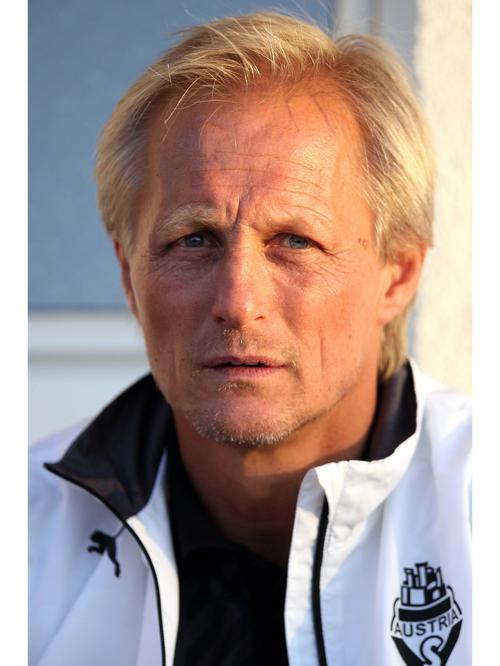 约恩-安德森:作为升班马能提前完成保级,我们还是比较满意的