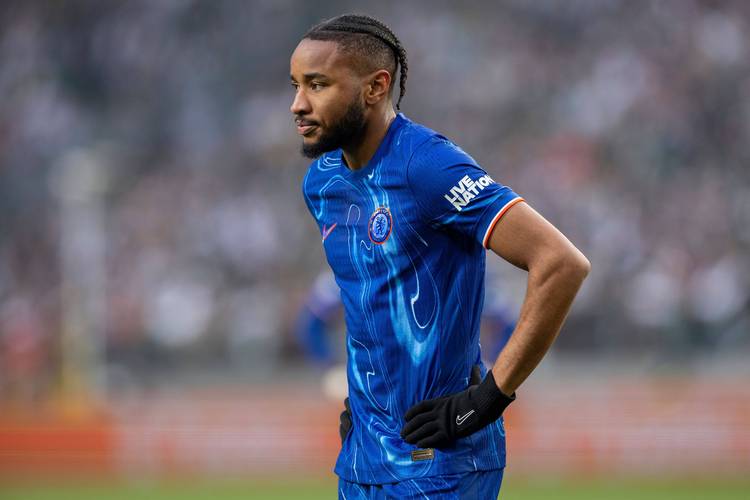 意媒:恩昆库在米兰的表现打动了德尚,时隔319天重返法国队