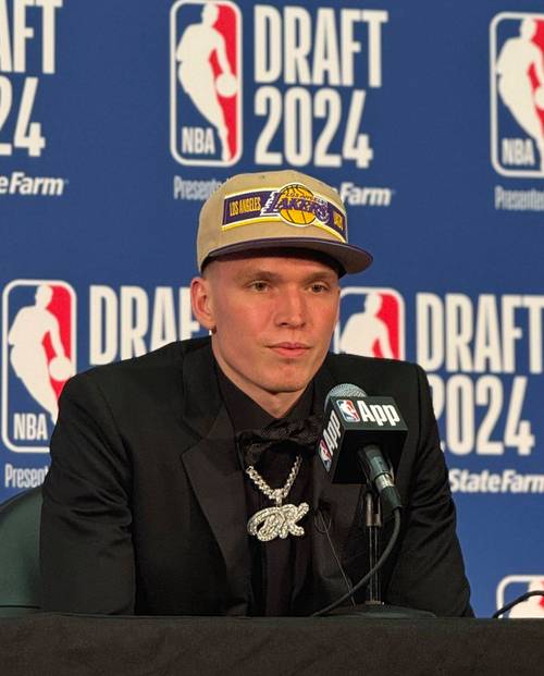 雷迪克:学会了张弛有度 并不是所有人都有科比那样的自我驱动力