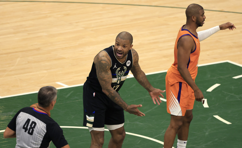 涉嫌诈骗!7号秀费尔斯15中3&三分6中0仅拿7分3板3助 5失误4犯