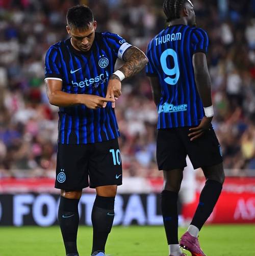 齐沃:博尼和皮奥正凭借自身实力赢得队友尊重 我要激发全员斗志