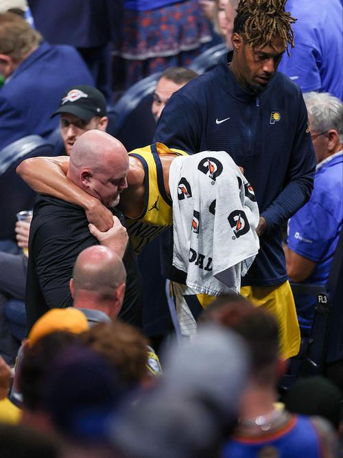 哈利伯顿：总决赛G7时跟腱撕裂是毁灭性的打击 真的很痛