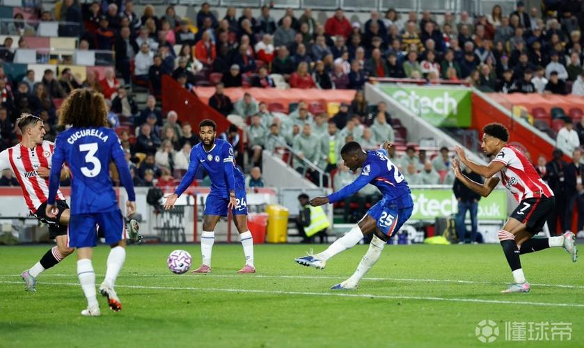 中场铁闸!凯塞多本赛季抢断28次、拦截18次,英超球员中最多