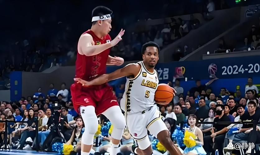 布朗:从体能储备身体对抗来看 今年训练营是我生涯最艰难一次