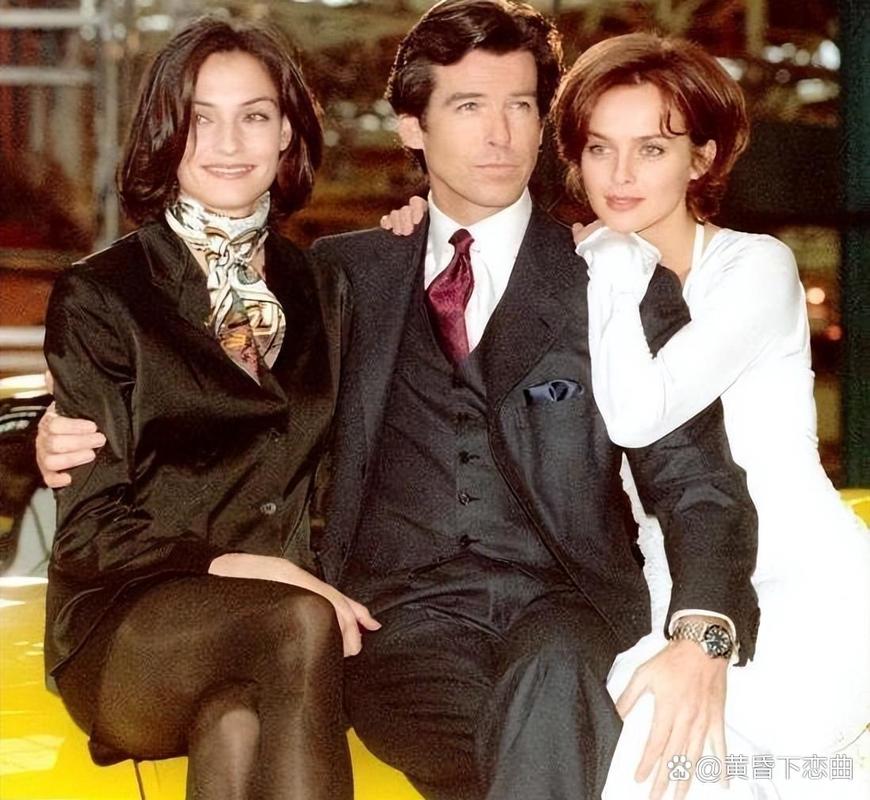 选外貌10分其他平庸or外貌5分其他满分的女人?皮尔斯:后者