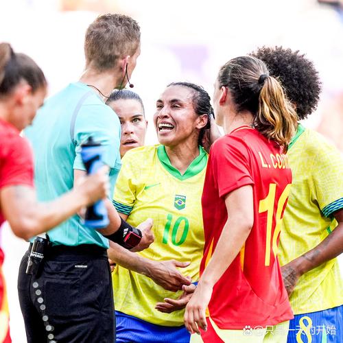 这组绝了!五冠巴西世青赛小组垫底出局,同小组2/3名现均杀入8强