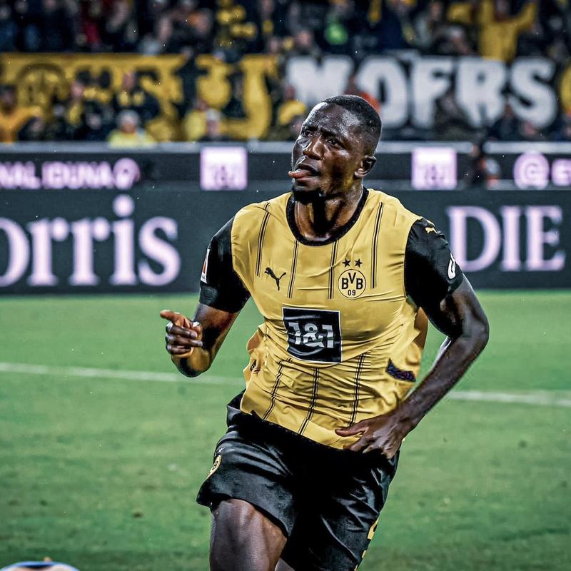 图片报:巴萨有意多特前锋吉拉西,球员解约金降至6500万欧