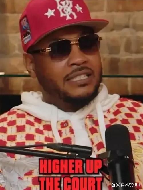 安东尼:我近期和詹姆斯聊过但没聊篮球 他最重要的是保持健康