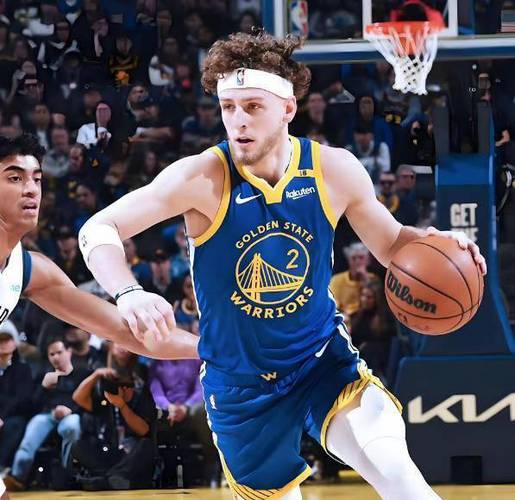 波杰姆:希望将我的比赛推向新高度 要让球队老将主动信任自己