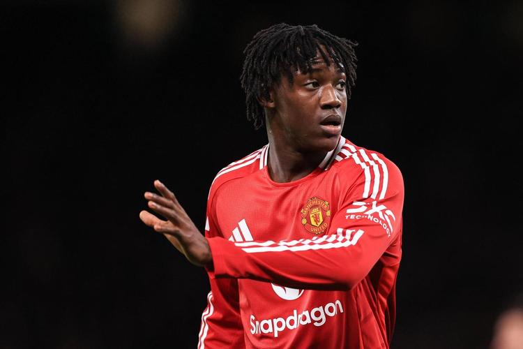 TA:曼联自拉爵接手总转会支出5.1亿镑 目前净转会债务高达3.4亿