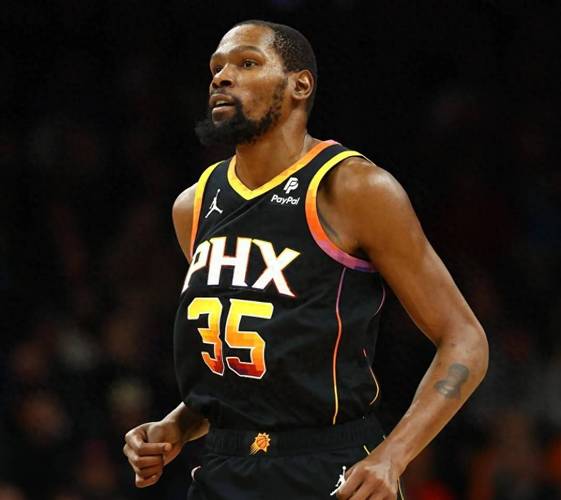 这是我的招牌！杜兰特立棍中投命中 得到加盟火箭的首分