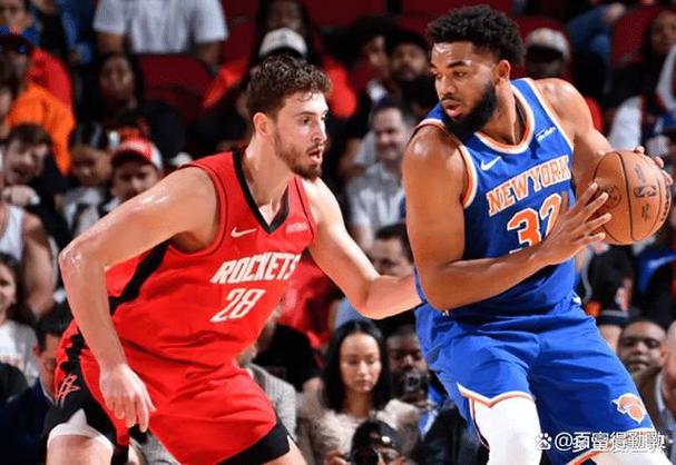 火记:申京季前赛2场合计16中10&32分10板19助2失误 简直太离谱!