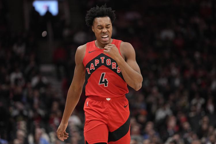 不敌猛龙！克里斯蒂：今天球队的新面貌只展现了两节的时间