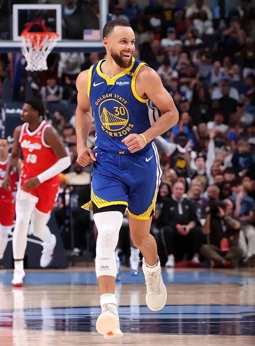 体育画报排新赛季Top50-11:库里11 浓眉13 小卡14 KD15 哈登27