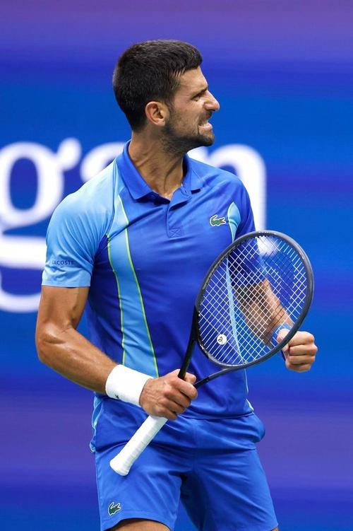 丰塞卡:我跟莱奥说过他有能力赢得金球奖,成为世界最佳球员