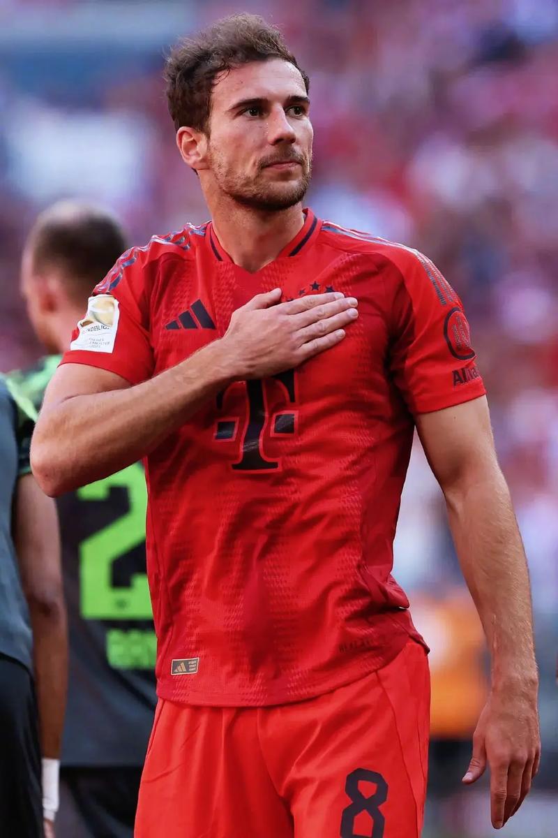 图片报:格雷茨卡希望留在拜仁并续约,但他可能在明夏离队