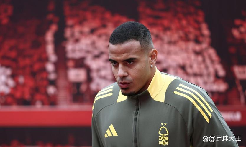 英媒:补强中卫,切尔西有意冬窗引进森林后卫穆里略