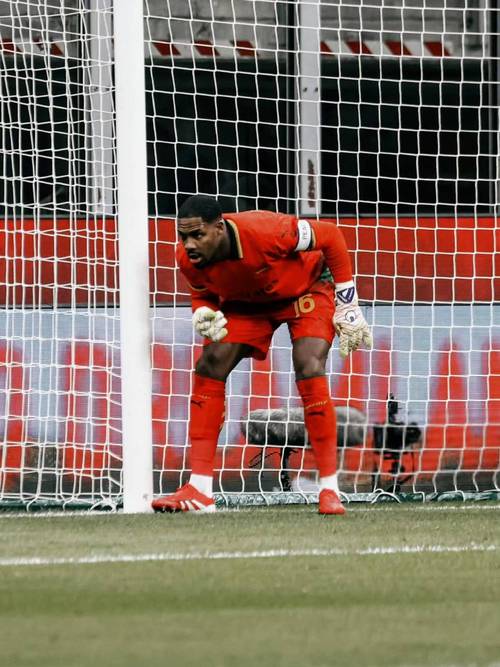 莫雷托:尤文内部没有讨论过迈尼昂,如果价格合适可能会考虑