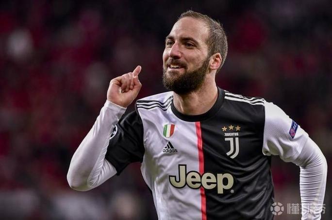 罗体:米兰与托莫里的经纪人团队初步谈判,可能很快完成续约