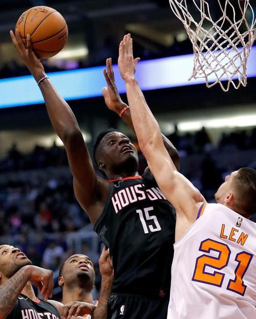 合同明年到期!明格萨:续约目前没有任何进展,我想留队