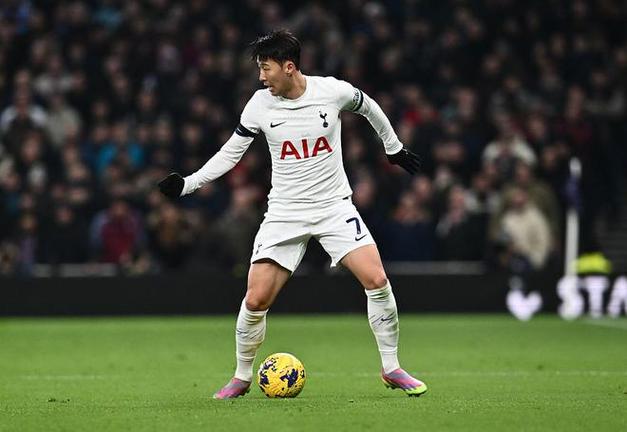 洛塞尔索发文庆祝胜利并缅怀鲁索：你始终与我们同在 此刻献给你