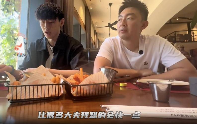 媒体人：小曾与同场球员相比有些自身问题 但踏出舒适圈值得鼓励