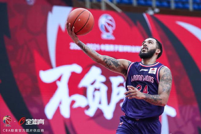 媒体人：达拉斯-摩尔已经和吉林男篮签约