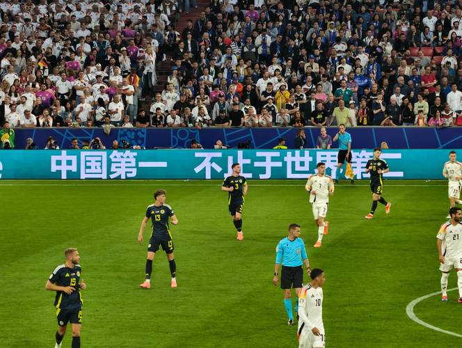 力挺国家队队友!京多安:看不到维尔茨卓越天赋的人真的不懂球