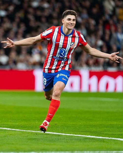 我们的骄傲!马竞祝贺苏亚雷斯:职业生涯进球数达600球❤️🤍