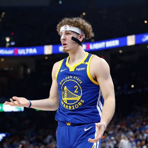 邓利维:目前在训练营里 我没看到库明加续约事件遗留的任何影响