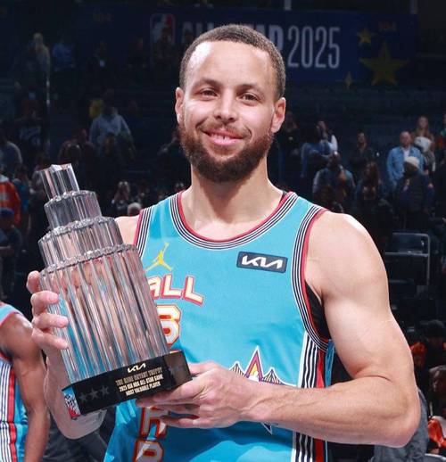 NBA总经理投票:库里斩获4个第一!被选为最佳领袖&最佳终结者