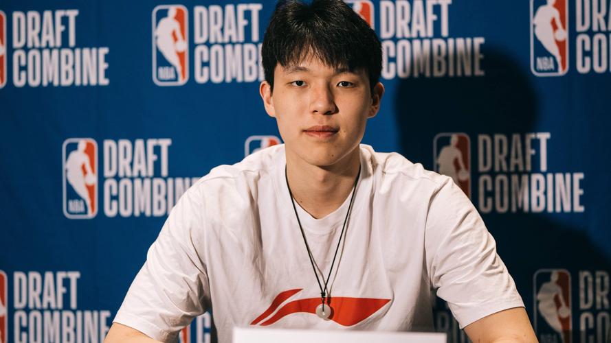 傻傻分不清楚！这是杨瀚森还是约基奇？