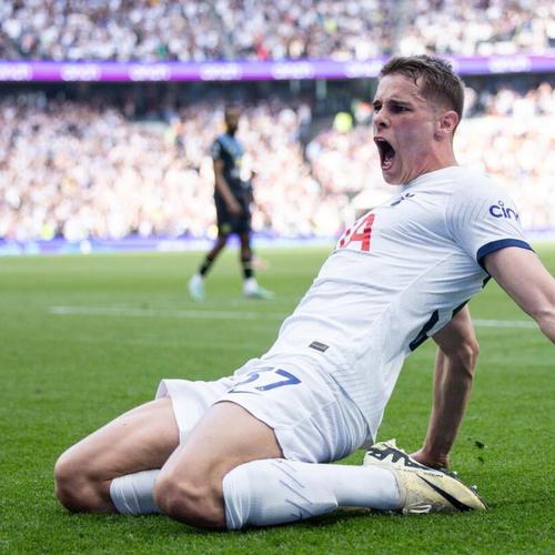 周薪目前5万镑!英媒:热刺计划在年前涨薪续约范德文