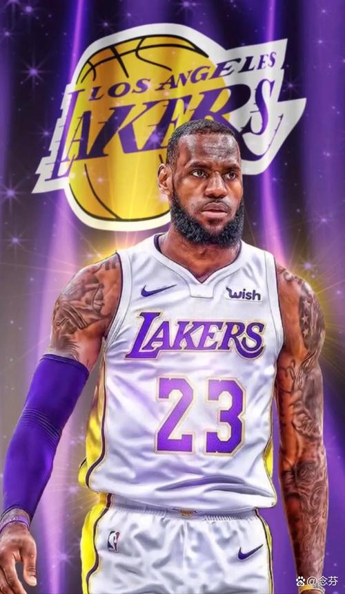 詹姆斯:人人都想要镁光灯下的璀璨 却不愿凌晨三点起床打拼!