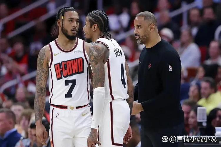 乌度卡:很多队都有能兼容共存的大个子 联盟正重新回归这个方向