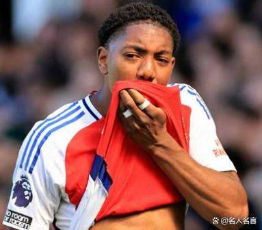 2025年英格兰队上演首秀球员:斯凯利、查洛巴、斯宾塞在列