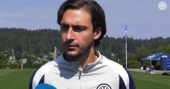 国米官方:达米安左腿比目鱼肌拉伤