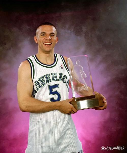 基德谈提前续约:感谢球队高层的信任 我将努力带领独行侠夺冠