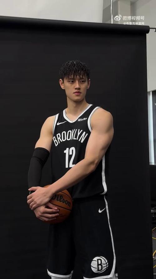 媒体人:从签到裁篮网把帐算得很明白 小曾没必要再去篮网G联盟