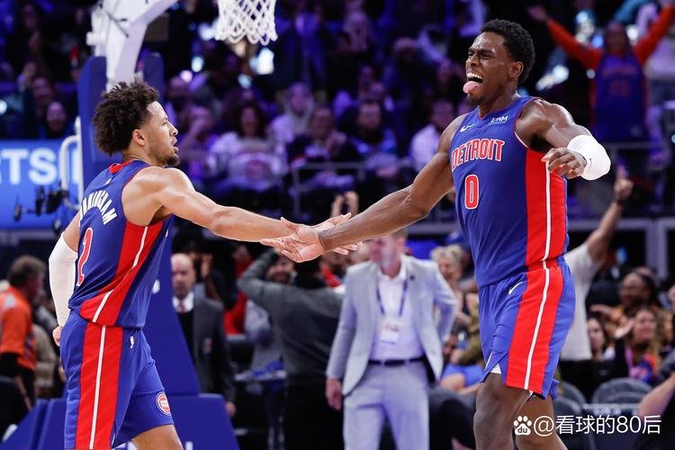 场均7分5篮板1盖帽!黄蜂官方宣布签下阿肯色大学中锋乔纳斯-艾杜