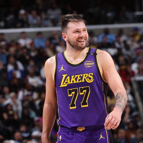 有些人被魔法棒点到过!费尔南德斯:东契奇是合作过最出色的球员