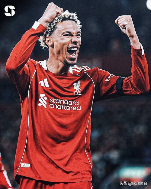 西塞:本以为埃基蒂克机会不多但我错了;有多名前锋可选是好事