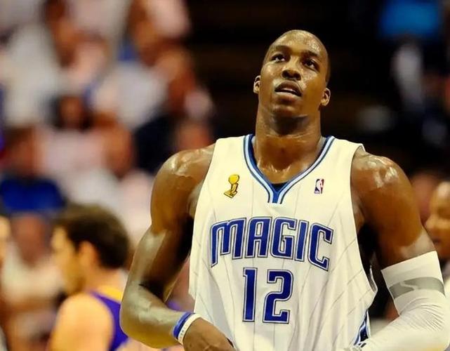 打出阴影了！霍华德：姚明他无所不能 我阻挡不了他&也封盖不了