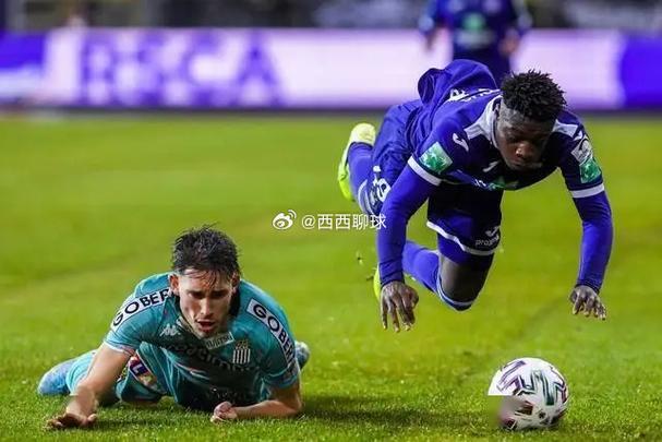 官方：奥萨苏纳门将埃雷拉对黄潜扑救当选西甲9月最佳扑救