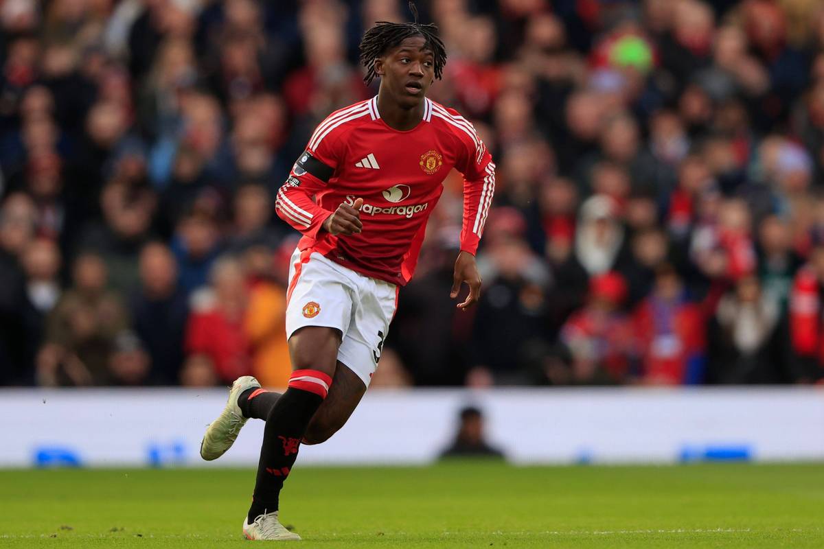 加钱!德媒:拜仁与后卫于帕的续约陷入僵局,球员要求加薪