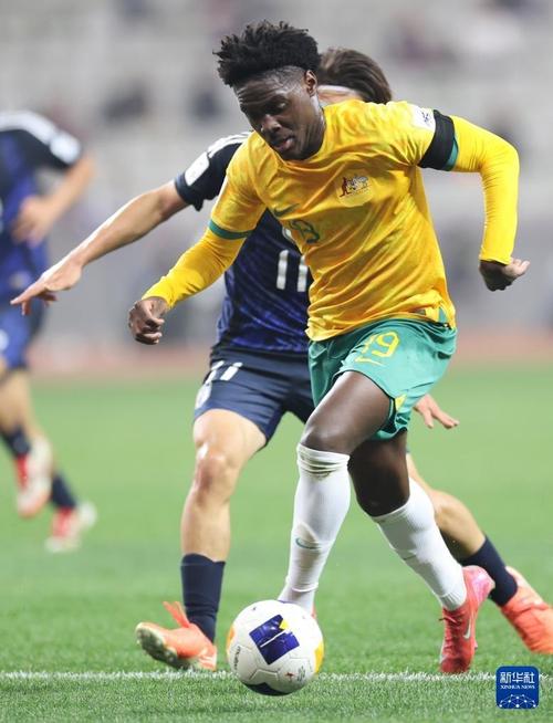 官方：澳大利亚中场巴多拉托当选亚足联年度最佳青年球员